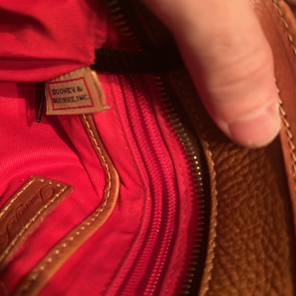 Dooney & Bourke Brown Pebble Leather Handbag & Crossbody w/ wallet & accessories - Picture 7 of 7